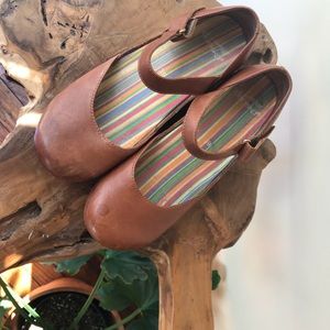 Size 39 Dansko Leather Espadrilles Clogs